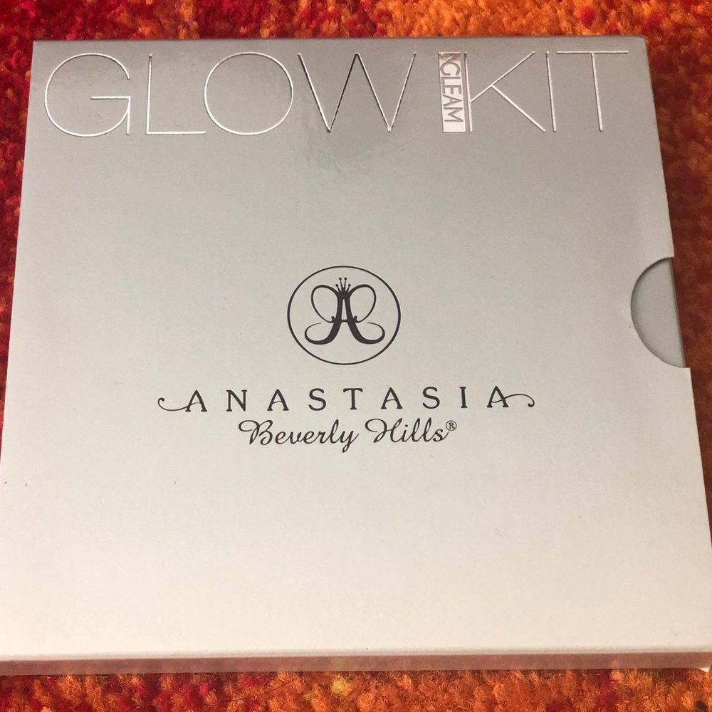 Anastasia Beverly Hills Gleam Glow Kit